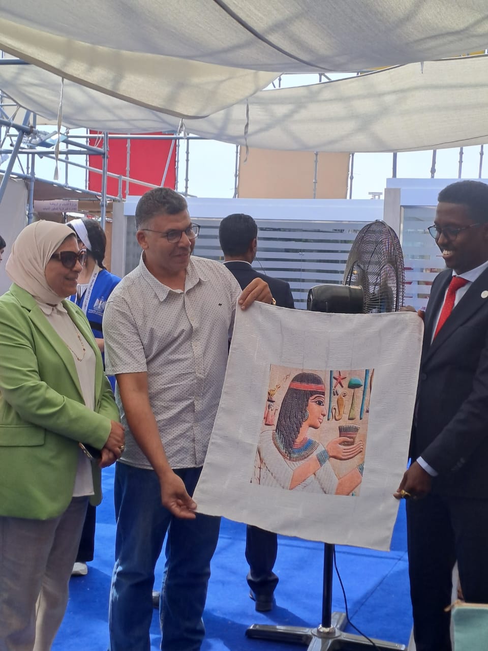 وزير الرياضة الصومالي في المعرض